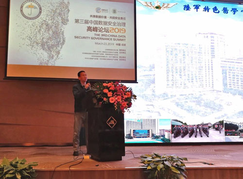 2025全年免费资料大全或新澳2025正版免費資料,构建解答、专家解读解释与落实与警惕虚假宣传-全面释义、专家解读解释与落实