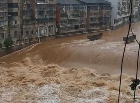四川暴雨最新灾情报告,暴雨影响及应对措施分析