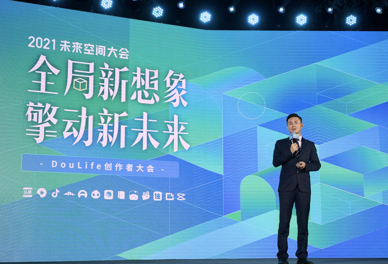 服装带货主播最新话术揭秘,吸引顾客购买秘籍!