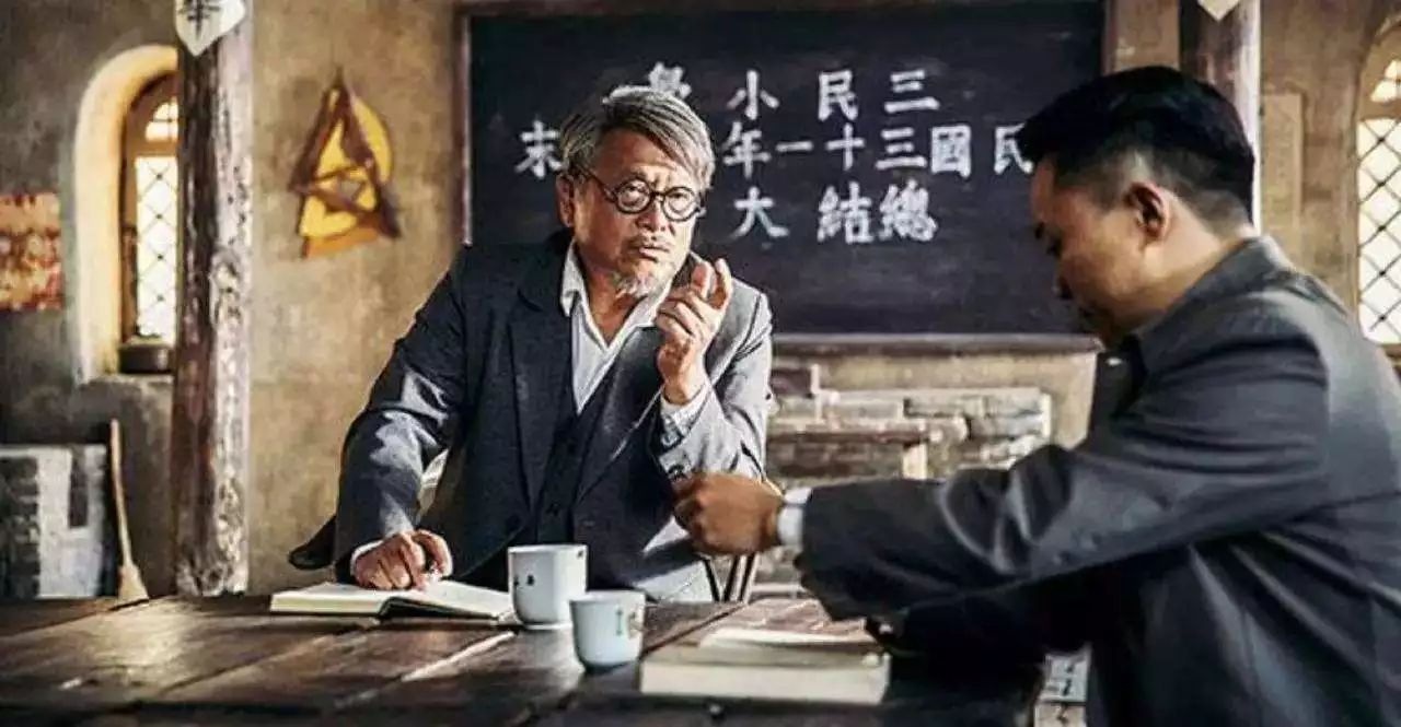 最新喜剧片推荐,让你笑到肚子疼的好片,不容错过!