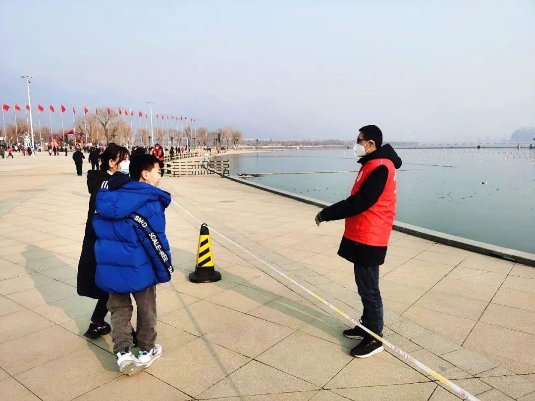 泰安文明城市展现魅力,文明之花绽放,城市新貌引人瞩目